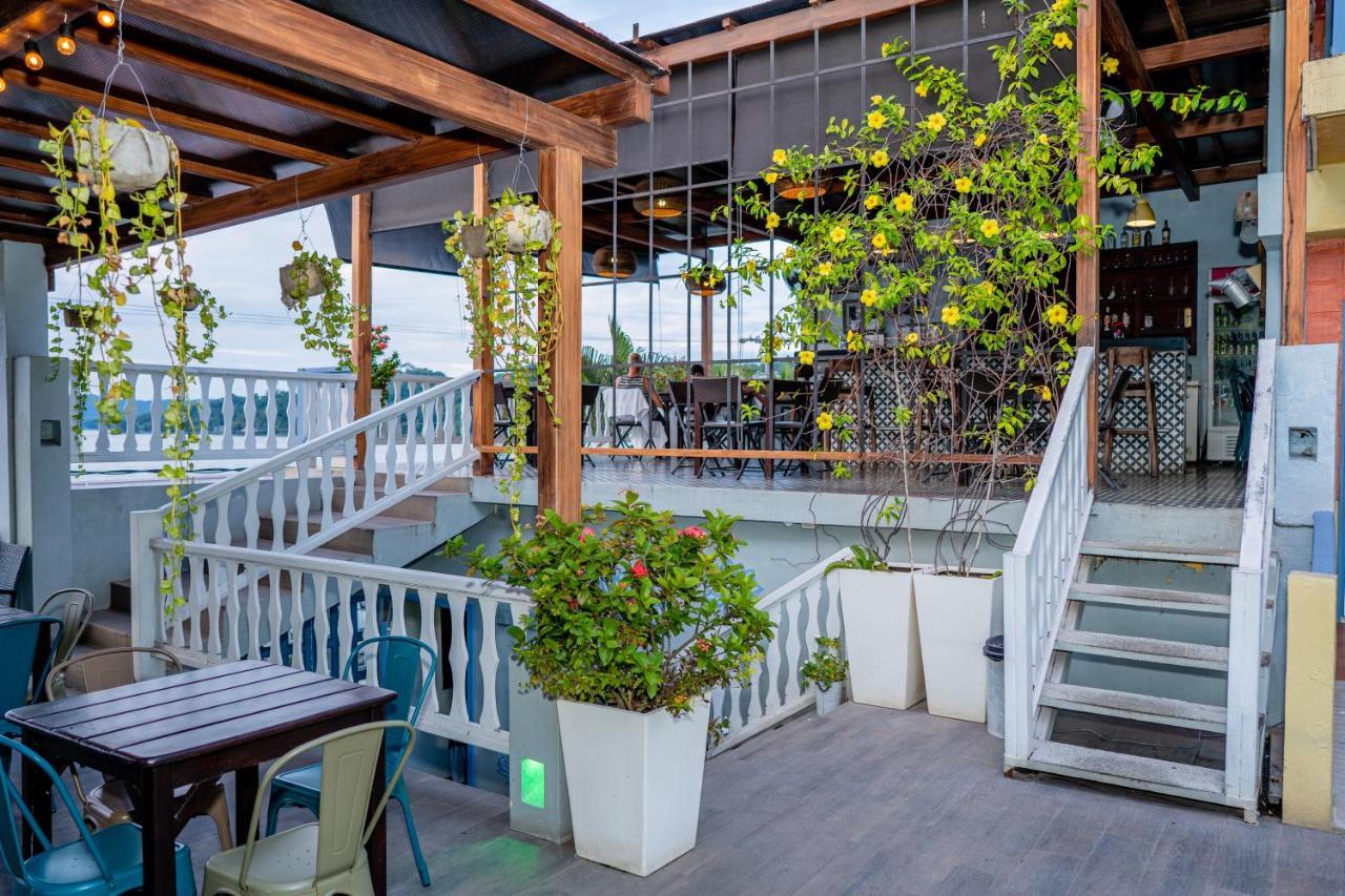 Hotel Casona De La Isla Flores Kültér fotó