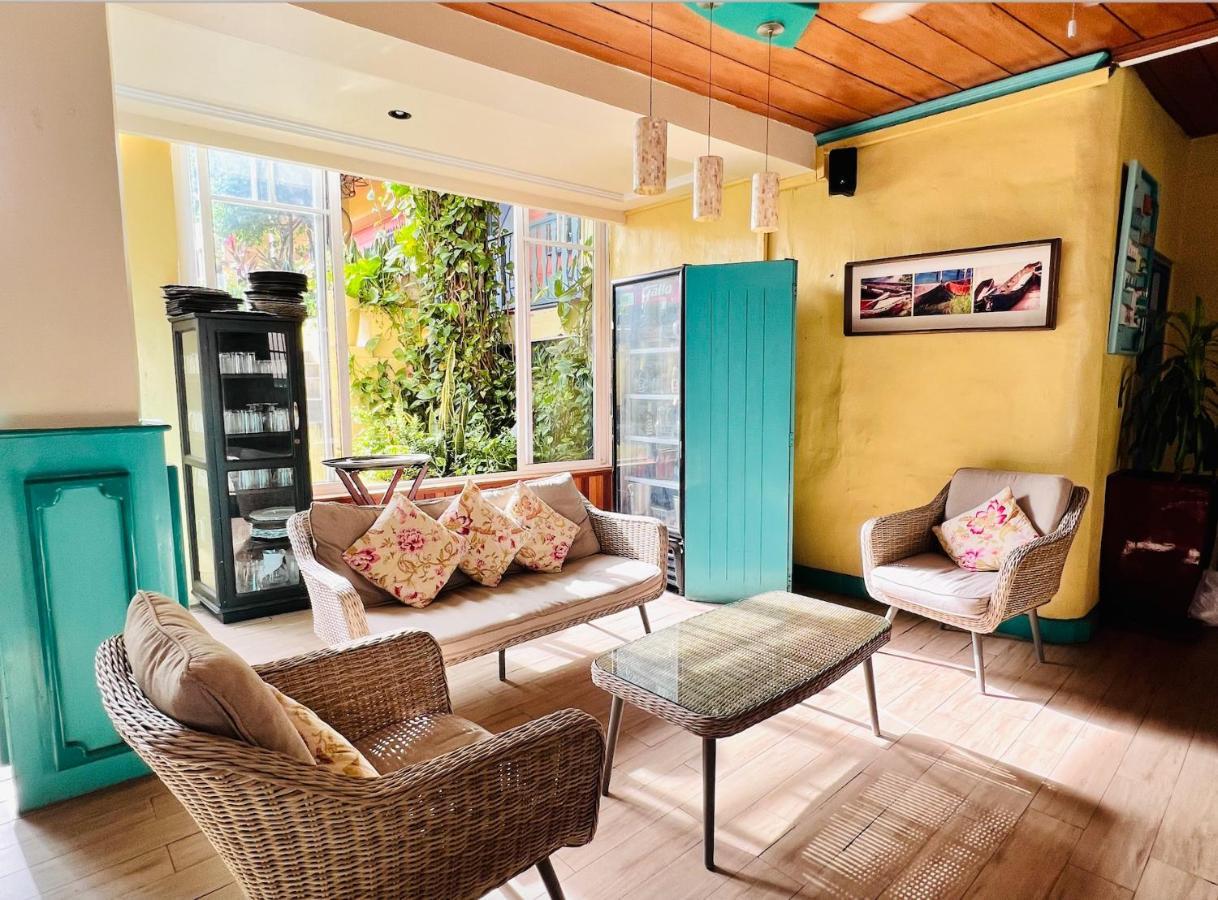Hotel Casona De La Isla Flores Kültér fotó