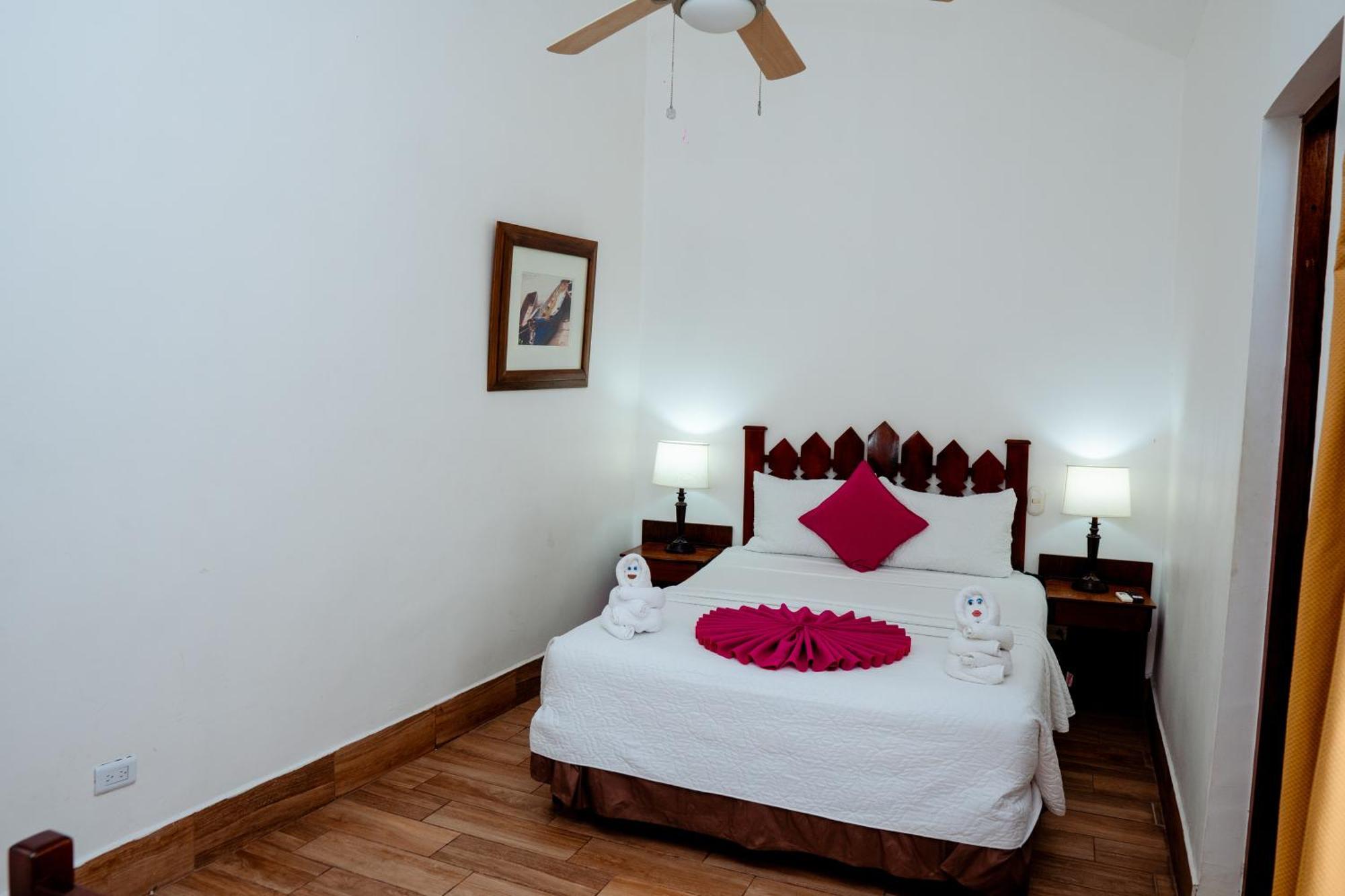 Hotel Casona De La Isla Flores Kültér fotó