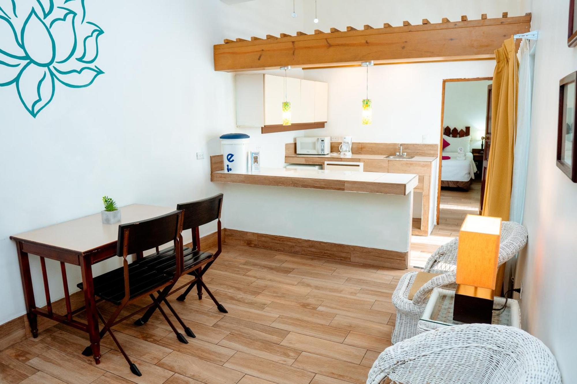 Hotel Casona De La Isla Flores Kültér fotó