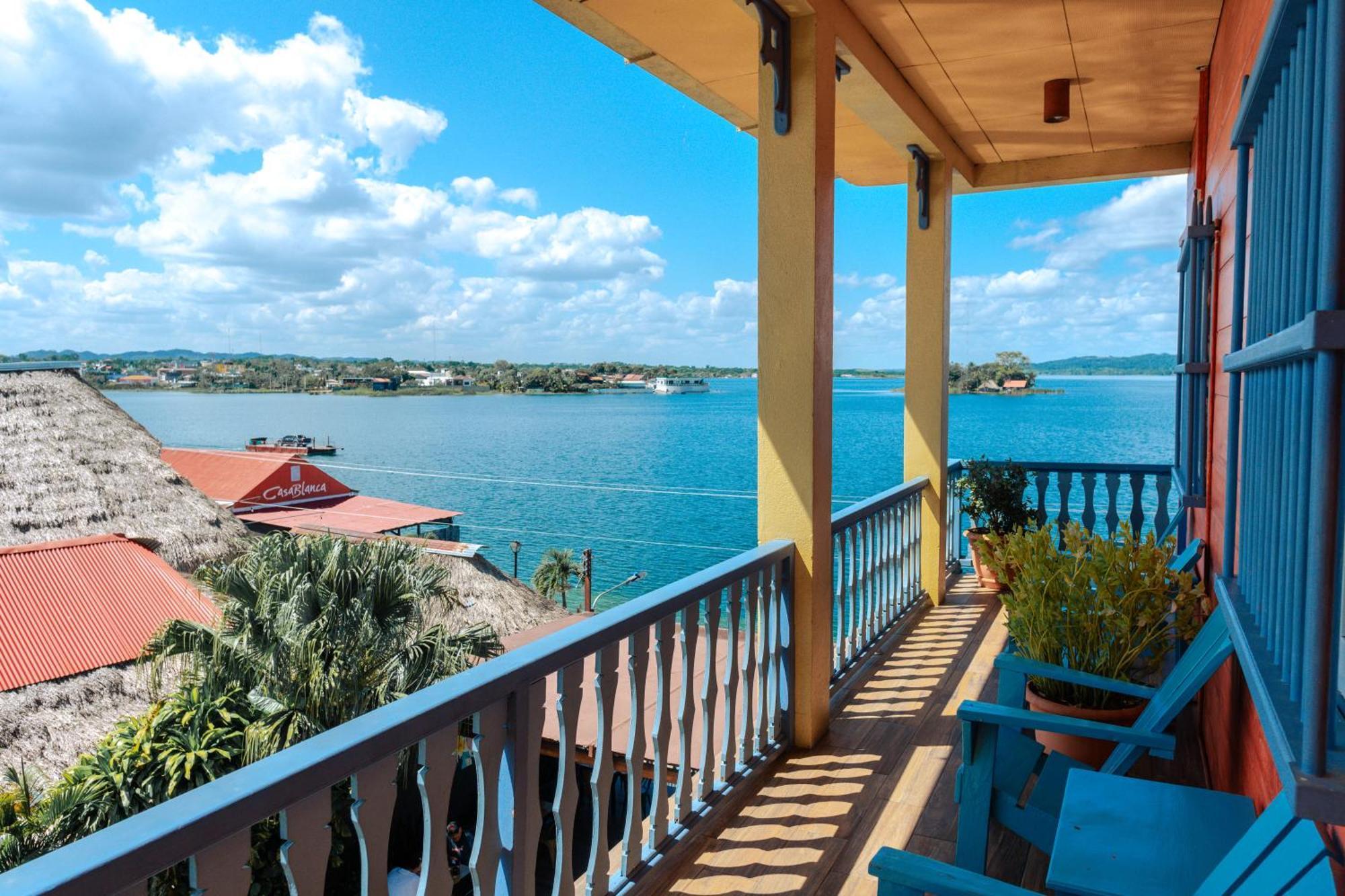 Hotel Casona De La Isla Flores Kültér fotó