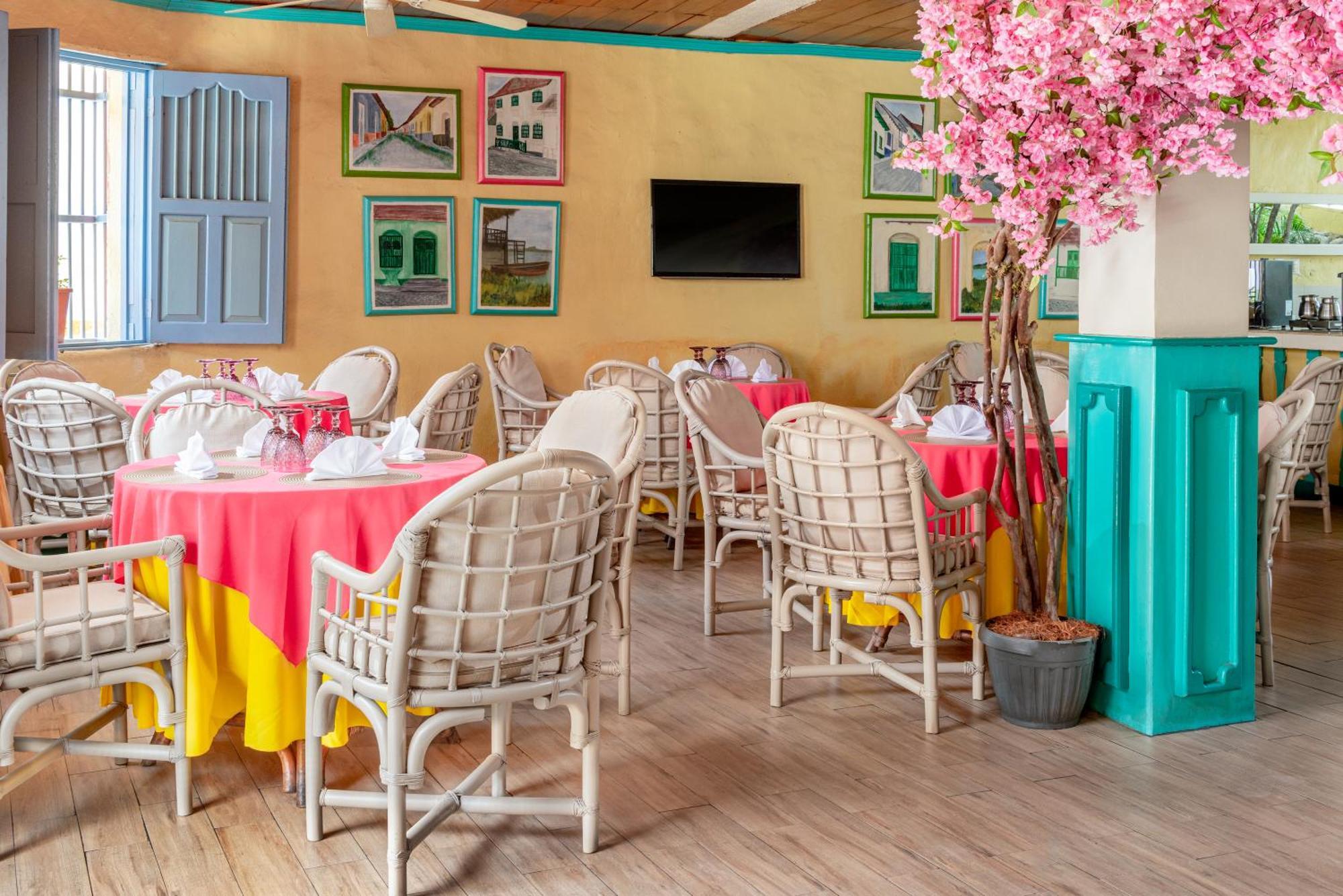 Hotel Casona De La Isla Flores Kültér fotó